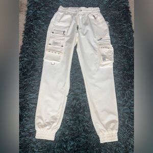 Brand New Manière de voir joggers white super cute 🫶🏽